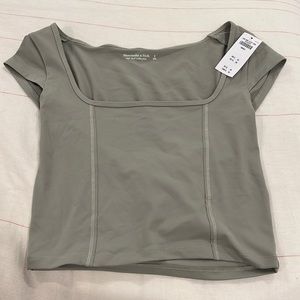 Brand new abercrombie top